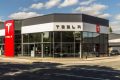 Fabrika e Tesla California përsëri në prodhim pas mbylljes 2-ditore