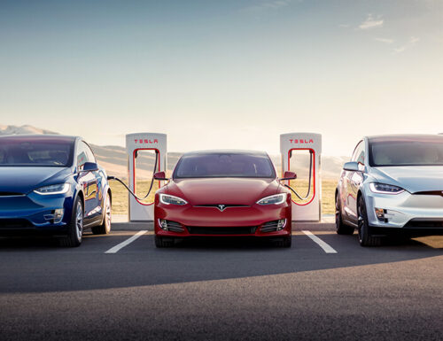 Tesla festeggia il suo 25.000esimo Supercharger