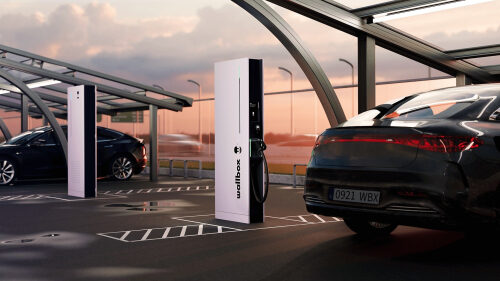 Wallbox unveils the Hypernova to charge your electric car under 15 minutes