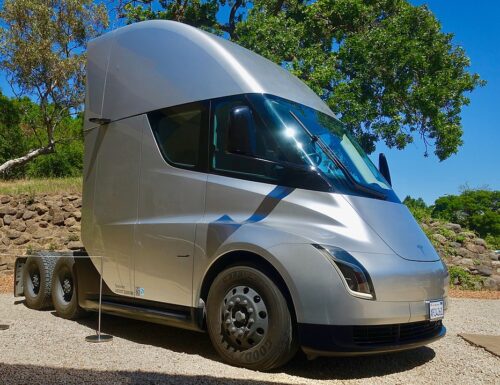 Tesla releases long-desired semi-truck and begins its first deliveries